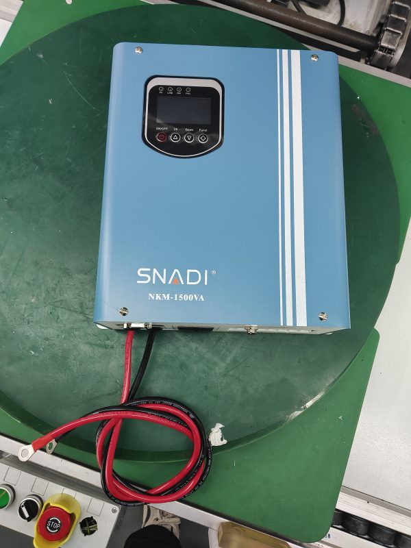 1.5KVA (1KW) / 12VDC Snadi Low-Frequency MPPT Hybrid Solar Inverter